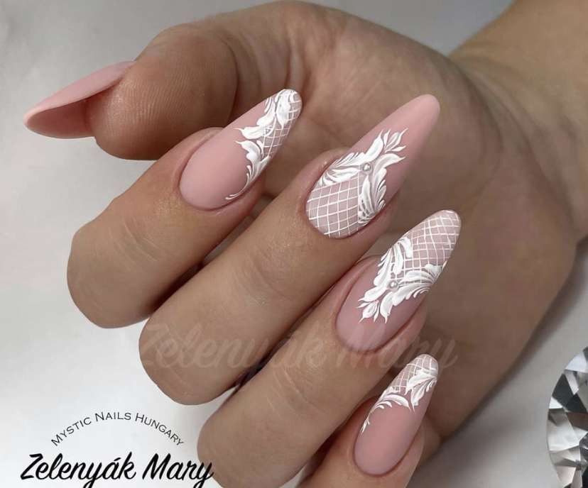 Elegant Lace Design by Mary Zelenyak